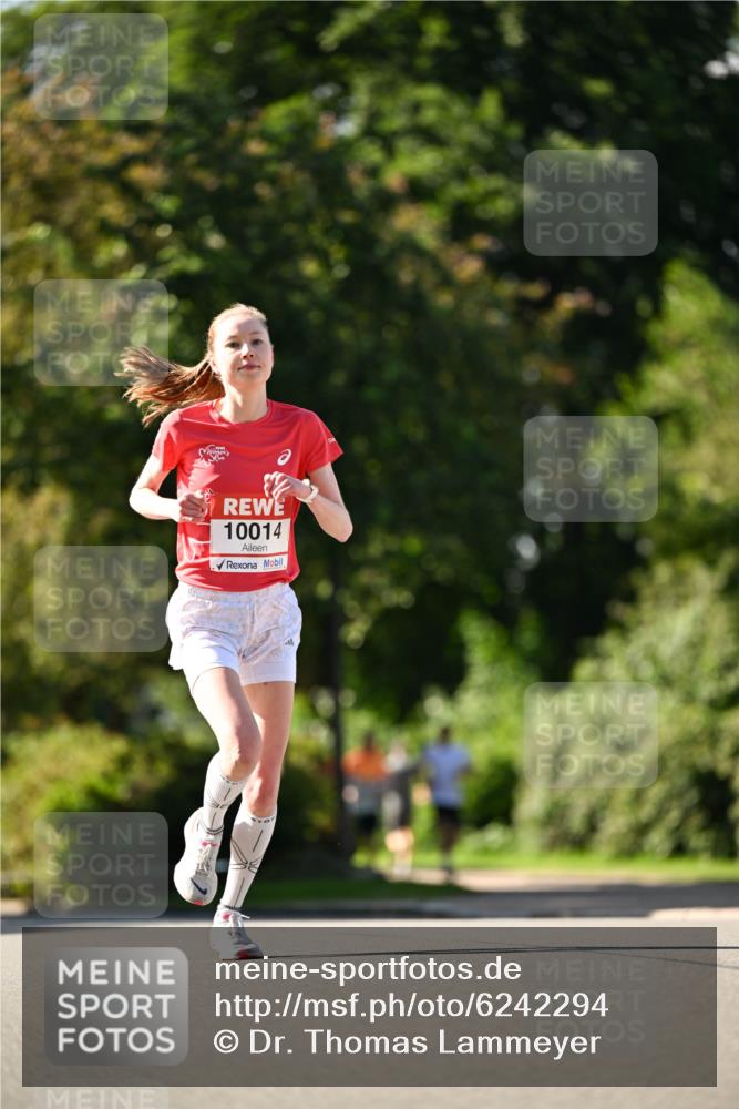 08.06.2024 - REWE Women's Run Dr. Thomas Lammeyer http://msf.ph/oto/6242294 09.06.2024 09:12:44 Laufen 10014 meine-sportfotos.de