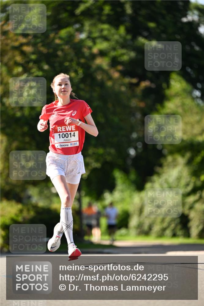 08.06.2024 - REWE Women's Run Dr. Thomas Lammeyer http://msf.ph/oto/6242295 09.06.2024 09:12:44 Laufen 10014 meine-sportfotos.de