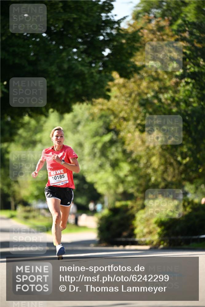 08.06.2024 - REWE Women's Run Dr. Thomas Lammeyer http://msf.ph/oto/6242299 09.06.2024 09:12:50 Laufen 10185 meine-sportfotos.de