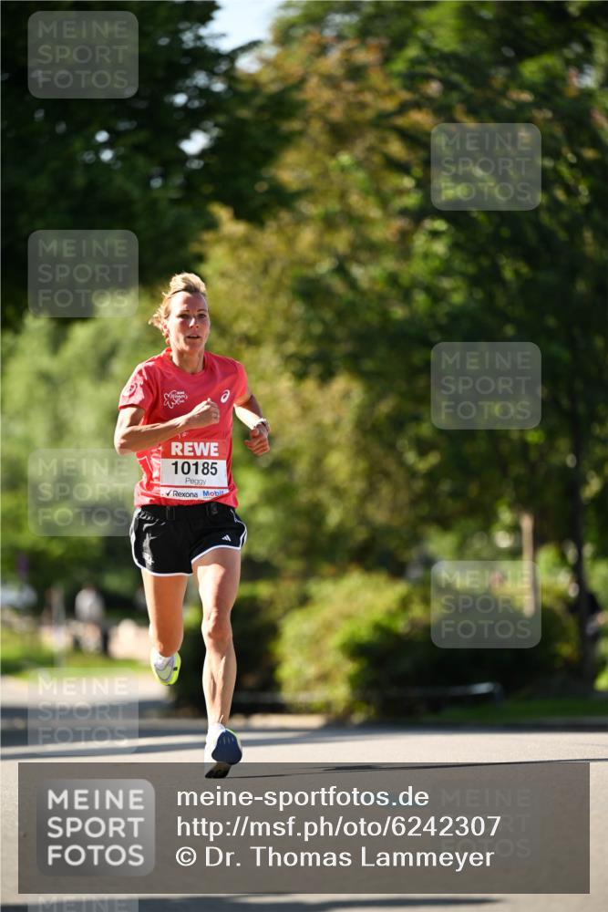 08.06.2024 - REWE Women's Run Dr. Thomas Lammeyer http://msf.ph/oto/6242307 09.06.2024 09:12:51 Laufen 10185 meine-sportfotos.de