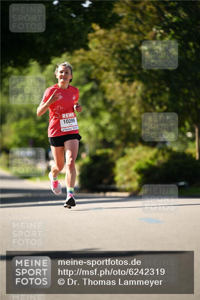 08.06.2024 - REWE Women's Run Dr. Thomas Lammeyer http://msf.ph/oto/6242319 09.06.2024 09:13:02 Laufen 10299 meine-sportfotos.de