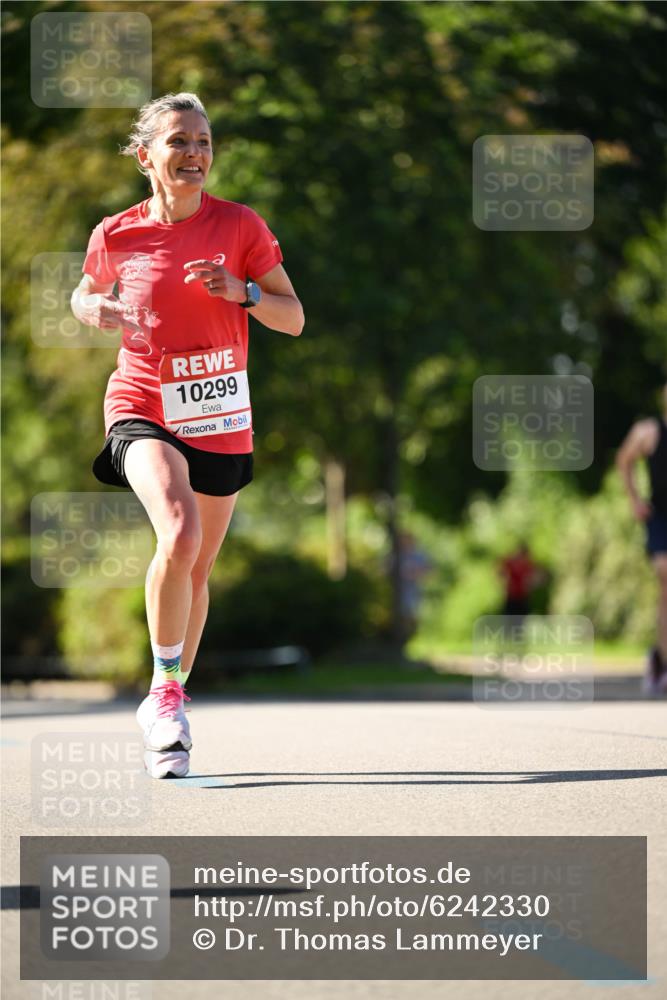 08.06.2024 - REWE Women's Run Dr. Thomas Lammeyer http://msf.ph/oto/6242330 09.06.2024 09:13:03 Laufen 10299 meine-sportfotos.de