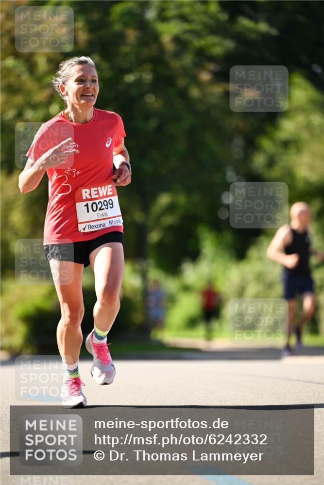 08.06.2024 - REWE Women's Run Dr. Thomas Lammeyer http://msf.ph/oto/6242332 09.06.2024 09:13:03 Laufen 10299 meine-sportfotos.de
