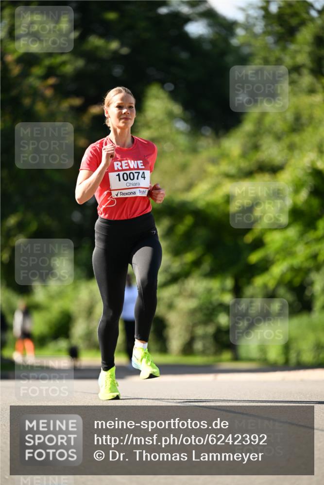 08.06.2024 - REWE Women's Run Dr. Thomas Lammeyer http://msf.ph/oto/6242392 09.06.2024 09:14:03 Laufen 10074 meine-sportfotos.de