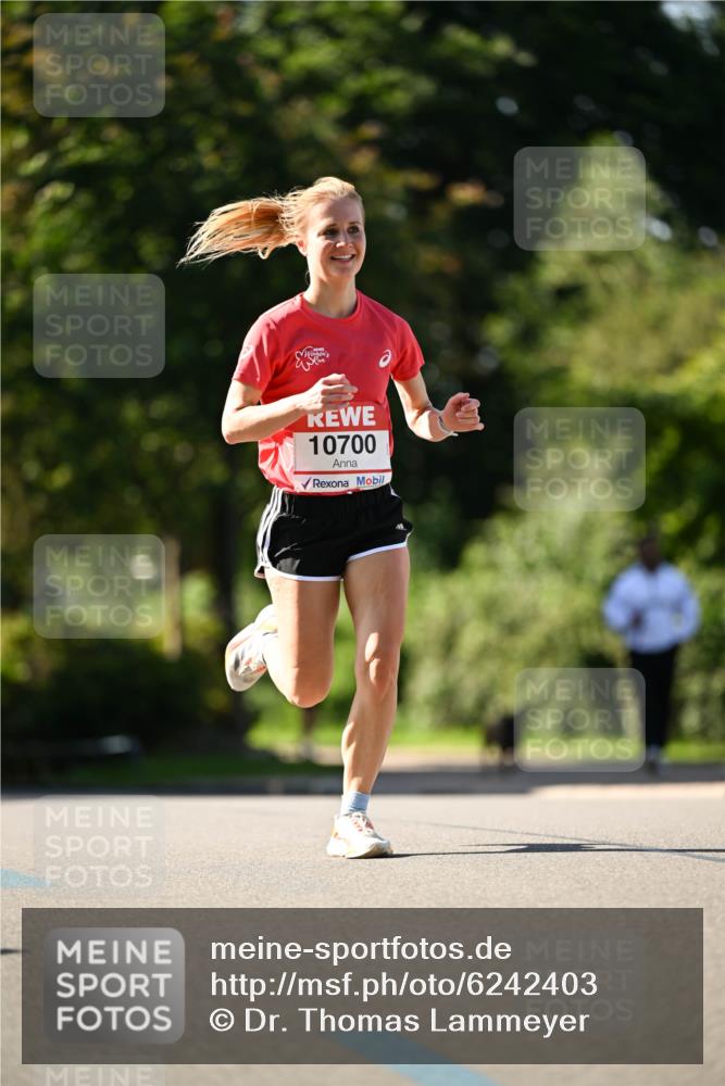 08.06.2024 - REWE Women's Run Dr. Thomas Lammeyer http://msf.ph/oto/6242403 09.06.2024 09:14:07 Laufen 10700 meine-sportfotos.de