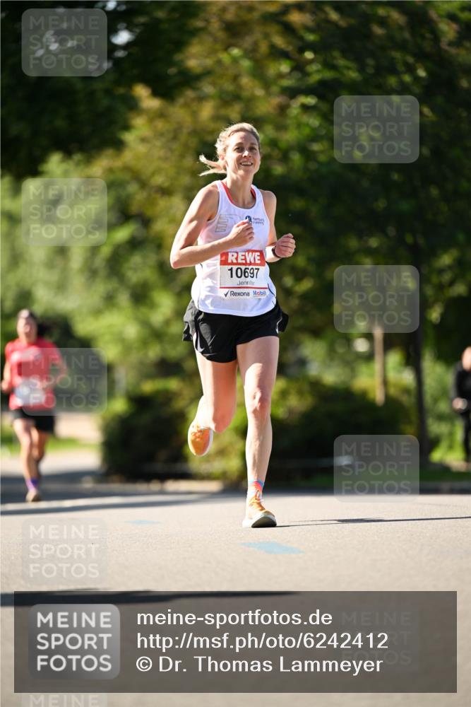 08.06.2024 - REWE Women's Run Dr. Thomas Lammeyer http://msf.ph/oto/6242412 09.06.2024 09:14:11 Laufen 10697 meine-sportfotos.de