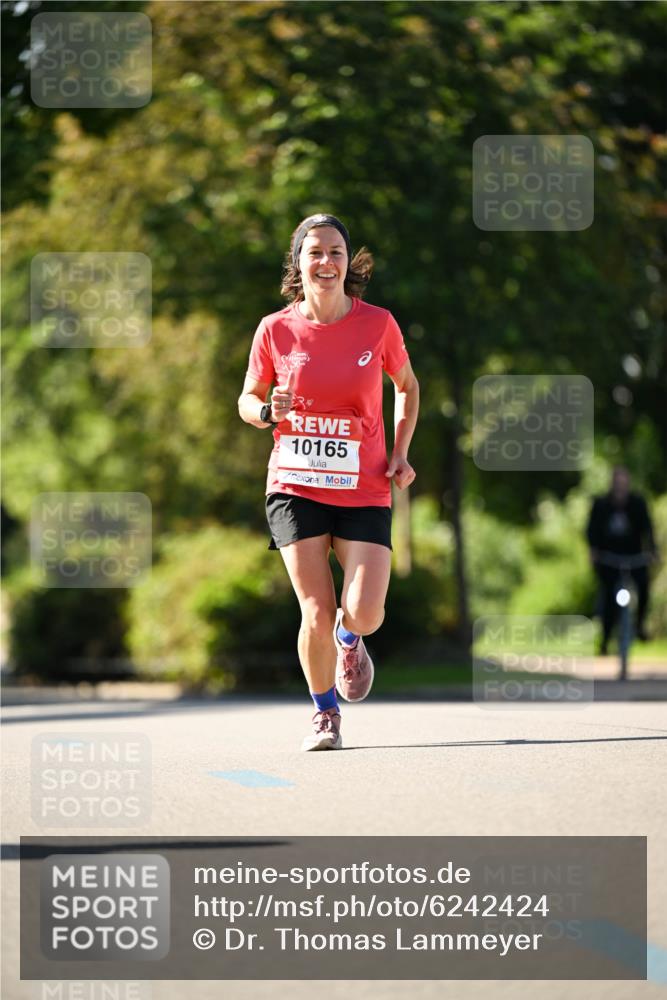 08.06.2024 - REWE Women's Run Dr. Thomas Lammeyer http://msf.ph/oto/6242424 09.06.2024 09:14:16 Laufen 10165 meine-sportfotos.de