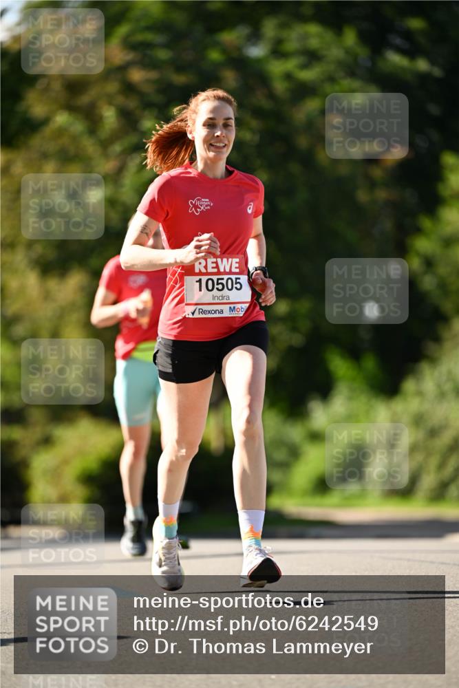 08.06.2024 - REWE Women's Run Dr. Thomas Lammeyer http://msf.ph/oto/6242549 09.06.2024 09:15:04 Laufen 10505 meine-sportfotos.de