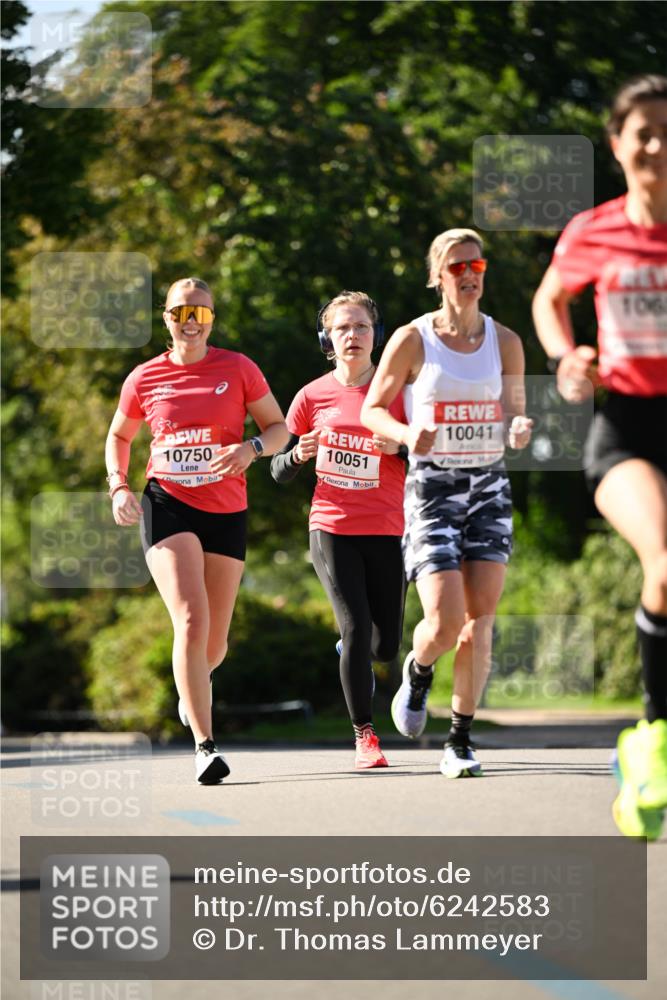 08.06.2024 - REWE Women's Run Dr. Thomas Lammeyer http://msf.ph/oto/6242583 09.06.2024 09:15:12 Laufen 10750, 10051, 10041, 106 meine-sportfotos.de