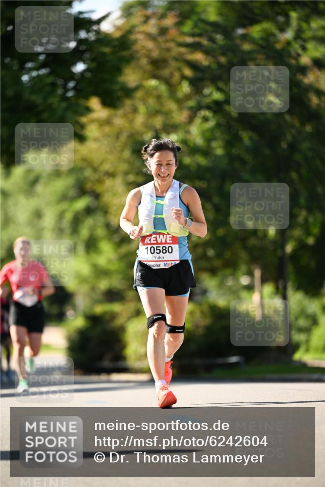 08.06.2024 - REWE Women's Run Dr. Thomas Lammeyer http://msf.ph/oto/6242604 09.06.2024 09:15:25 Laufen 10580 meine-sportfotos.de