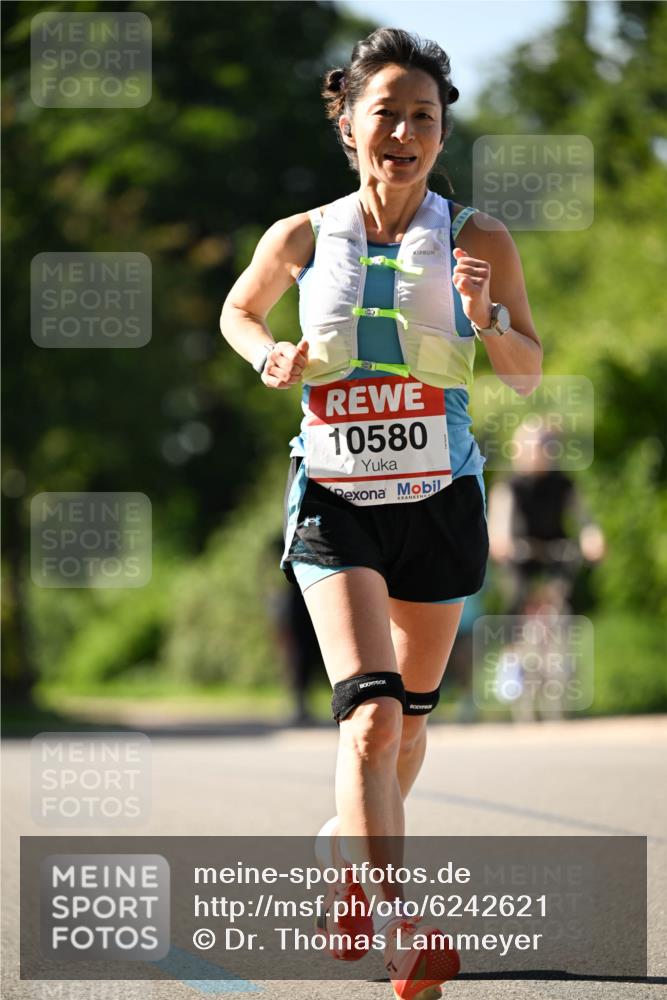 08.06.2024 - REWE Women's Run Dr. Thomas Lammeyer http://msf.ph/oto/6242621 09.06.2024 09:15:28 Laufen 10580 meine-sportfotos.de