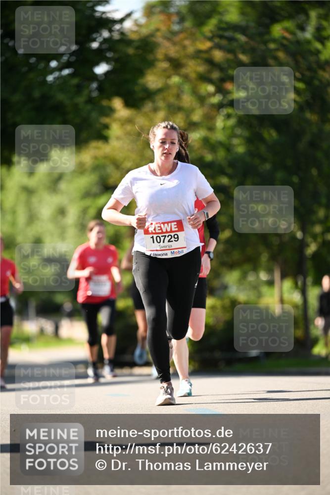 08.06.2024 - REWE Women's Run Dr. Thomas Lammeyer http://msf.ph/oto/6242637 09.06.2024 09:15:32 Laufen 10729 meine-sportfotos.de
