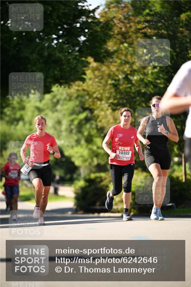 08.06.2024 - REWE Women's Run Dr. Thomas Lammeyer http://msf.ph/oto/6242646 09.06.2024 09:15:33 Laufen 522, 10322 meine-sportfotos.de