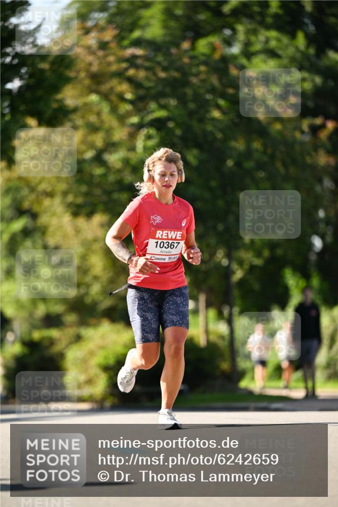 08.06.2024 - REWE Women's Run Dr. Thomas Lammeyer http://msf.ph/oto/6242659 09.06.2024 09:15:40 Laufen 10367 meine-sportfotos.de