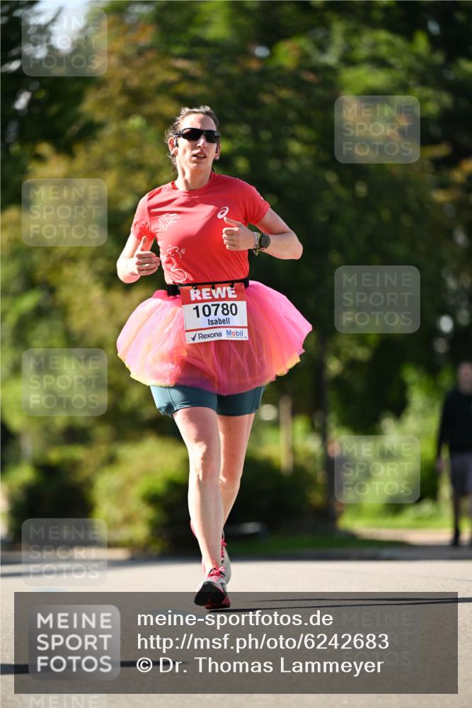 08.06.2024 - REWE Women's Run Dr. Thomas Lammeyer http://msf.ph/oto/6242683 09.06.2024 09:15:45 Laufen 10780 meine-sportfotos.de