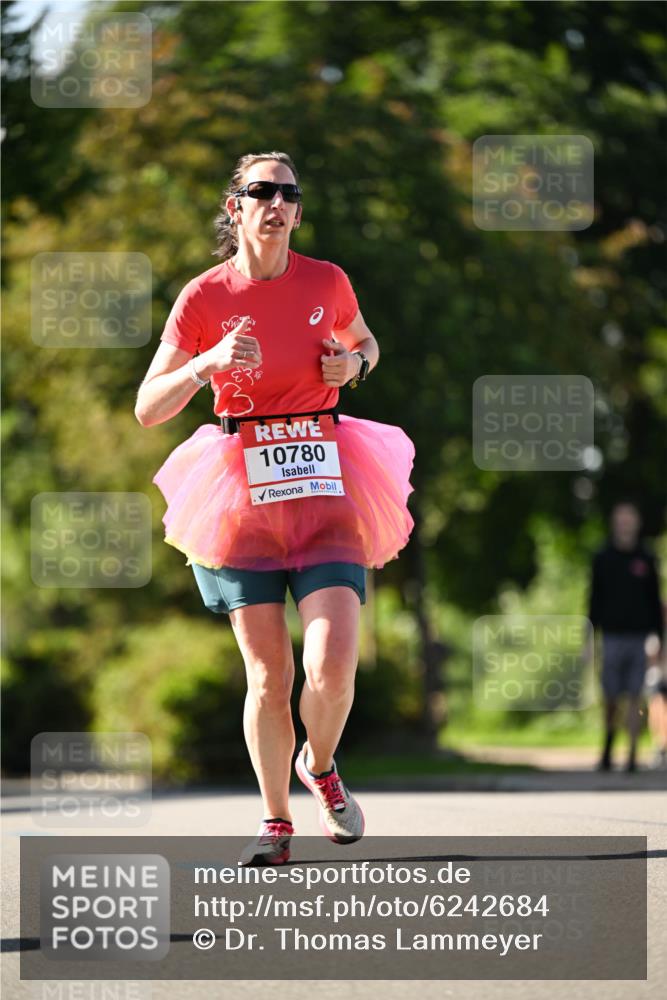 08.06.2024 - REWE Women's Run Dr. Thomas Lammeyer http://msf.ph/oto/6242684 09.06.2024 09:15:46 Laufen 10780 meine-sportfotos.de