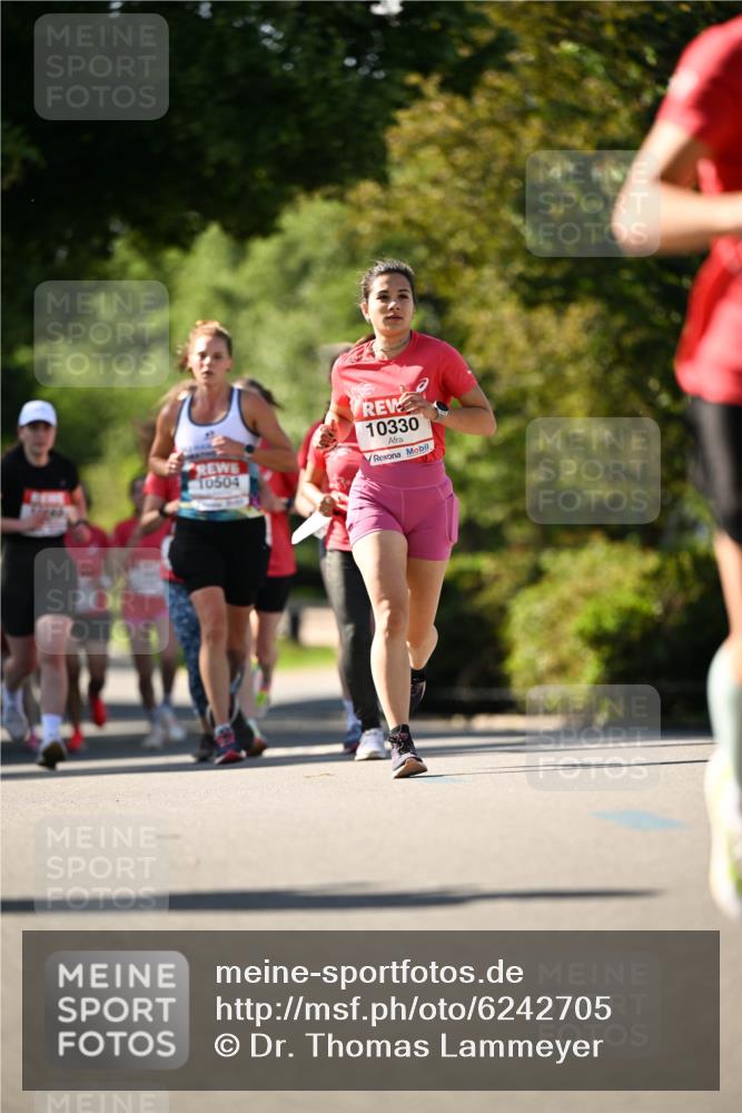 08.06.2024 - REWE Women's Run Dr. Thomas Lammeyer http://msf.ph/oto/6242705 09.06.2024 09:15:53 Laufen 10504, 10330 meine-sportfotos.de
