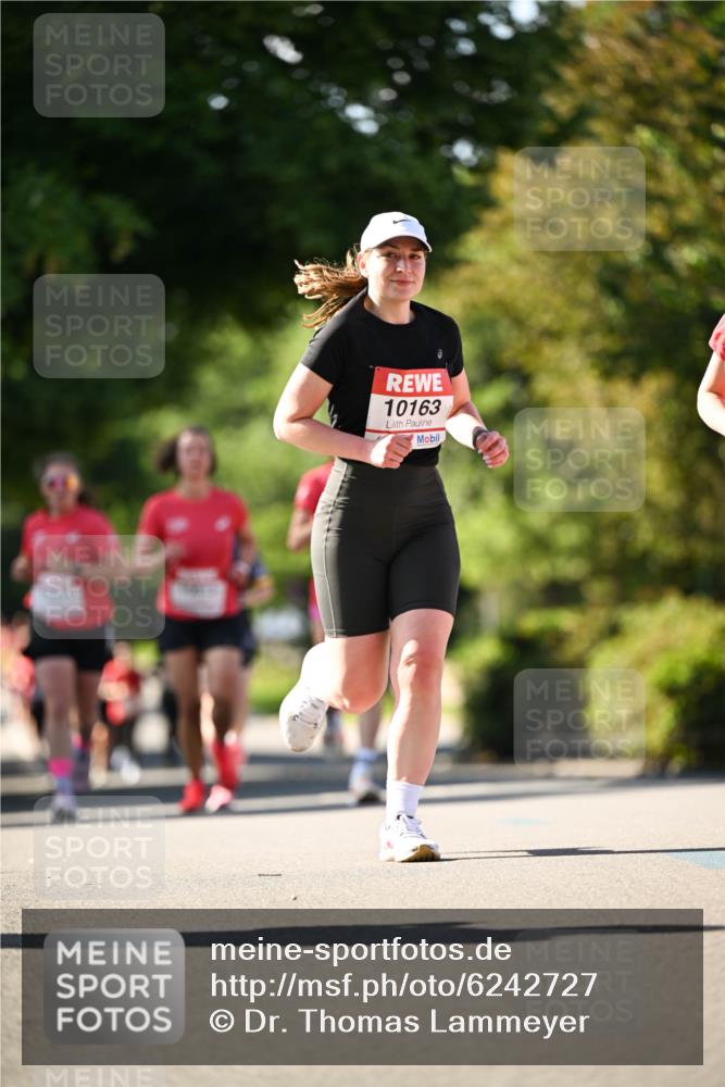 08.06.2024 - REWE Women's Run Dr. Thomas Lammeyer http://msf.ph/oto/6242727 09.06.2024 09:15:57 Laufen 10163 meine-sportfotos.de