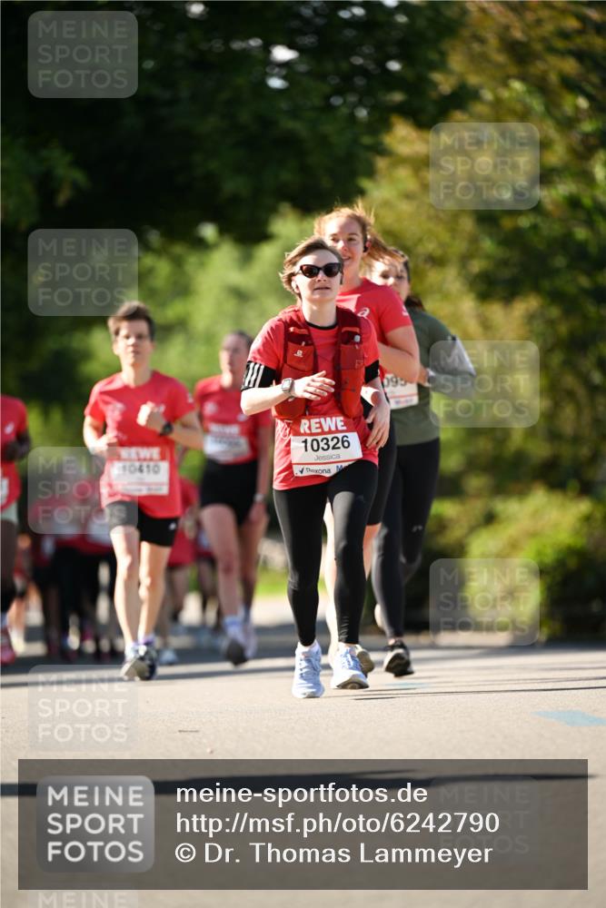 08.06.2024 - REWE Women's Run Dr. Thomas Lammeyer http://msf.ph/oto/6242790 09.06.2024 09:16:12 Laufen 10410, 10326 meine-sportfotos.de