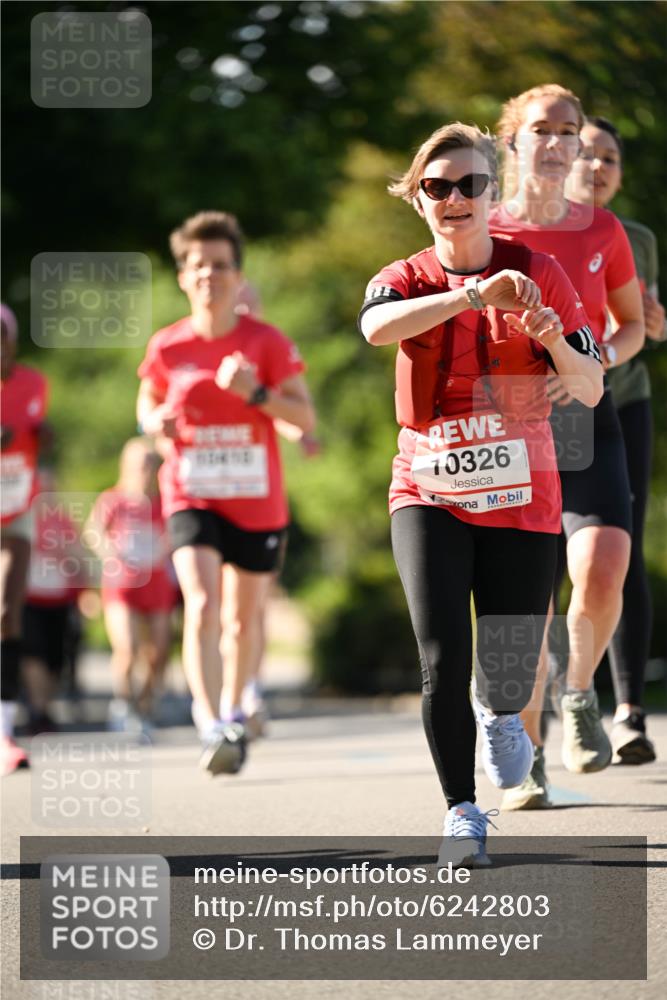 08.06.2024 - REWE Women's Run Dr. Thomas Lammeyer http://msf.ph/oto/6242803 09.06.2024 09:16:14 Laufen 10326 meine-sportfotos.de