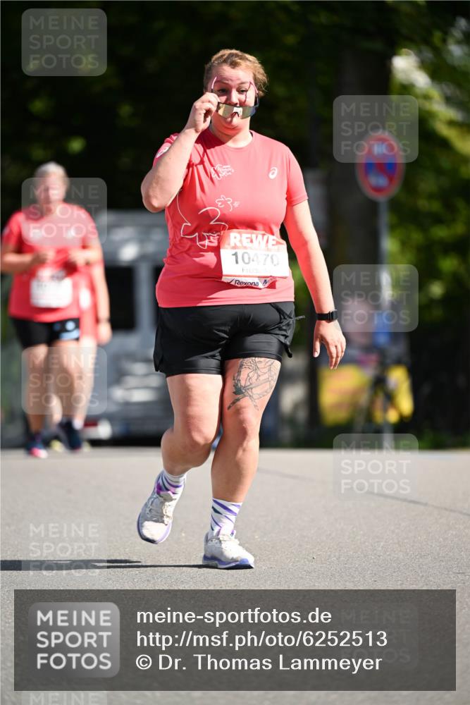 08.06.2024 - REWE Women's Run Dr. Thomas Lammeyer http://msf.ph/oto/6252513 09.06.2024 09:52:45 Laufen 10470 meine-sportfotos.de