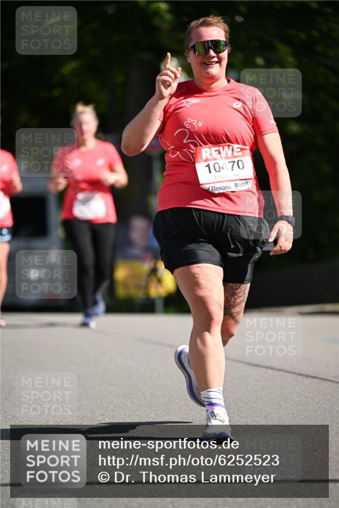 08.06.2024 - REWE Women's Run Dr. Thomas Lammeyer http://msf.ph/oto/6252523 09.06.2024 09:52:46 Laufen 10470 meine-sportfotos.de