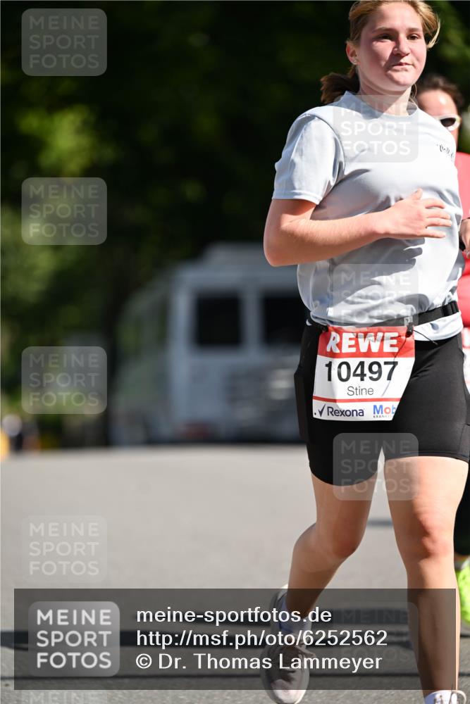 08.06.2024 - REWE Women's Run Dr. Thomas Lammeyer http://msf.ph/oto/6252562 09.06.2024 09:52:51 Laufen 10497 meine-sportfotos.de