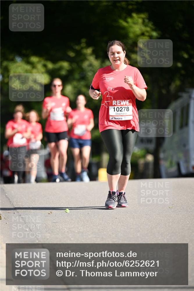 08.06.2024 - REWE Women's Run Dr. Thomas Lammeyer http://msf.ph/oto/6252621 09.06.2024 09:53:08 Laufen 10278 meine-sportfotos.de