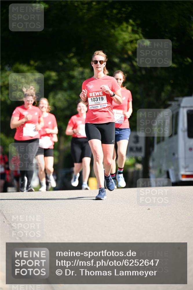 08.06.2024 - REWE Women's Run Dr. Thomas Lammeyer http://msf.ph/oto/6252647 09.06.2024 09:53:11 Laufen 10319 meine-sportfotos.de