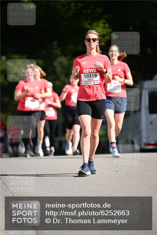 08.06.2024 - REWE Women's Run Dr. Thomas Lammeyer http://msf.ph/oto/6252663 09.06.2024 09:53:13 Laufen 10319, 10248 meine-sportfotos.de