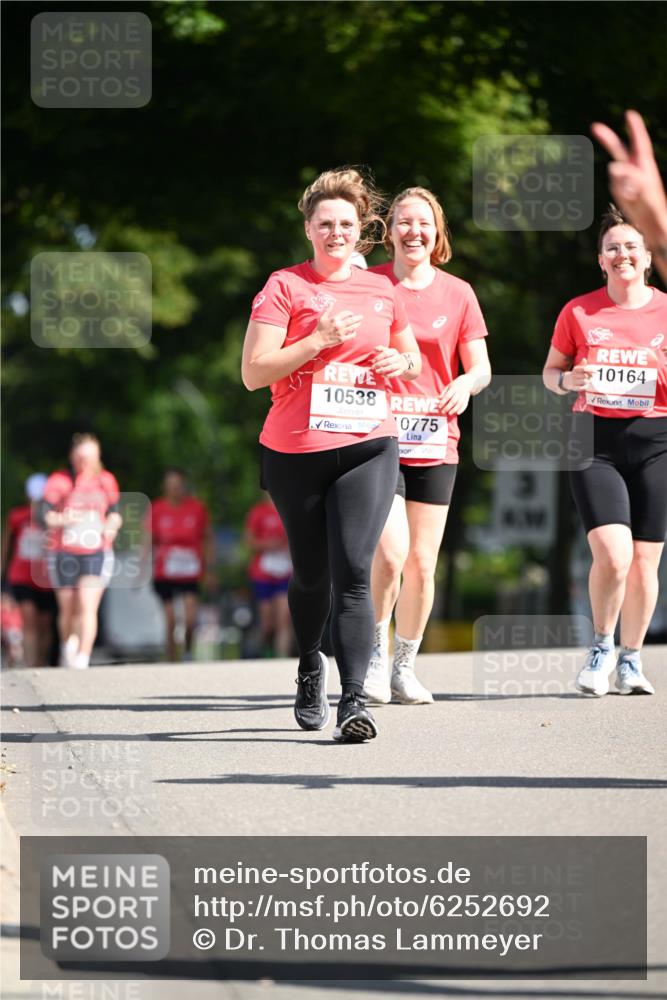 08.06.2024 - REWE Women's Run Dr. Thomas Lammeyer http://msf.ph/oto/6252692 09.06.2024 09:53:16 Laufen 10538, 10775, 10164 meine-sportfotos.de