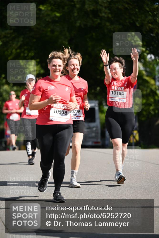 08.06.2024 - REWE Women's Run Dr. Thomas Lammeyer http://msf.ph/oto/6252720 09.06.2024 09:53:19 Laufen 10538, 10775, 10164 meine-sportfotos.de