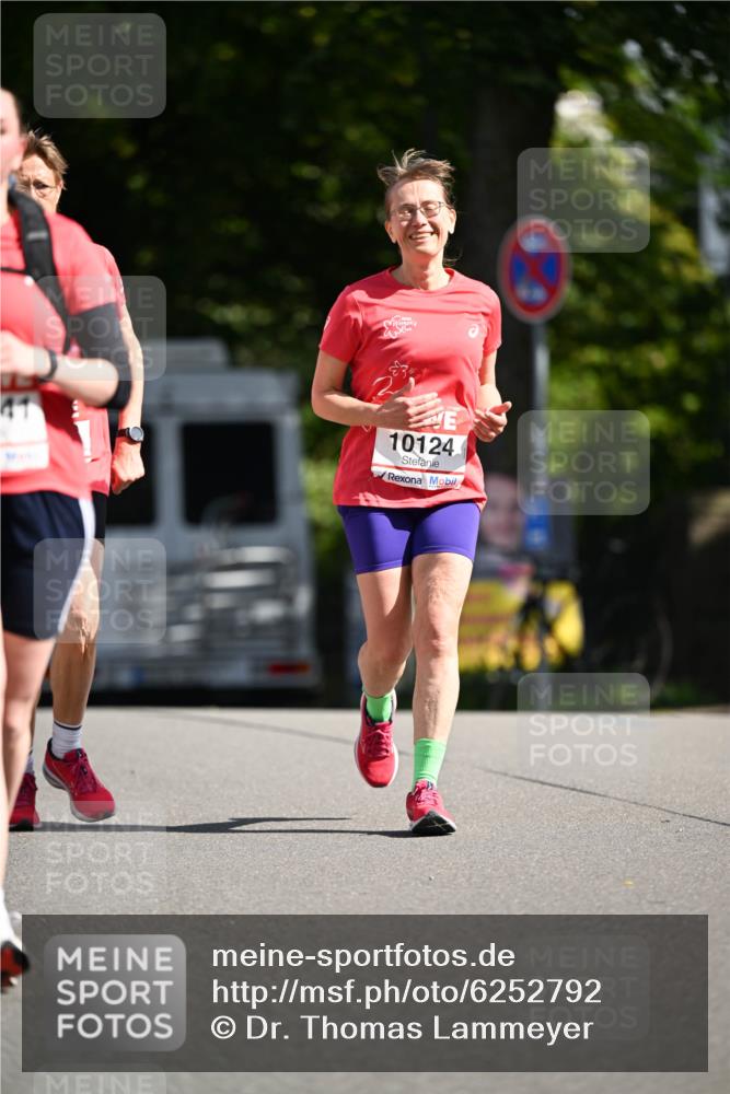 08.06.2024 - REWE Women's Run Dr. Thomas Lammeyer http://msf.ph/oto/6252792 09.06.2024 09:53:28 Laufen 41, 2, 10124 meine-sportfotos.de