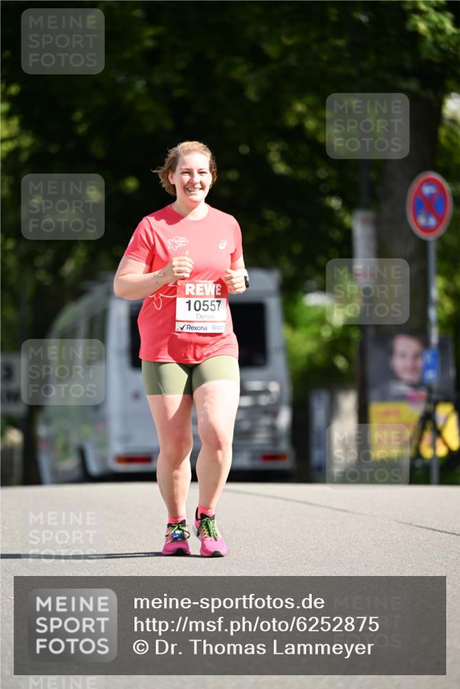 08.06.2024 - REWE Women's Run Dr. Thomas Lammeyer http://msf.ph/oto/6252875 09.06.2024 09:53:50 Laufen 10557 meine-sportfotos.de