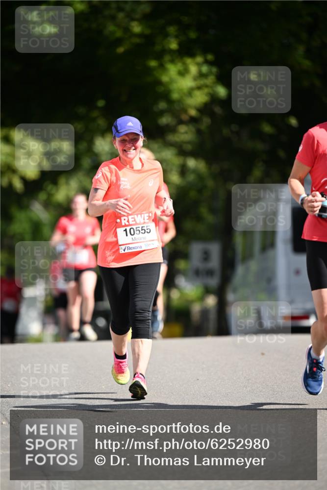 08.06.2024 - REWE Women's Run Dr. Thomas Lammeyer http://msf.ph/oto/6252980 09.06.2024 09:54:12 Laufen 10555 meine-sportfotos.de