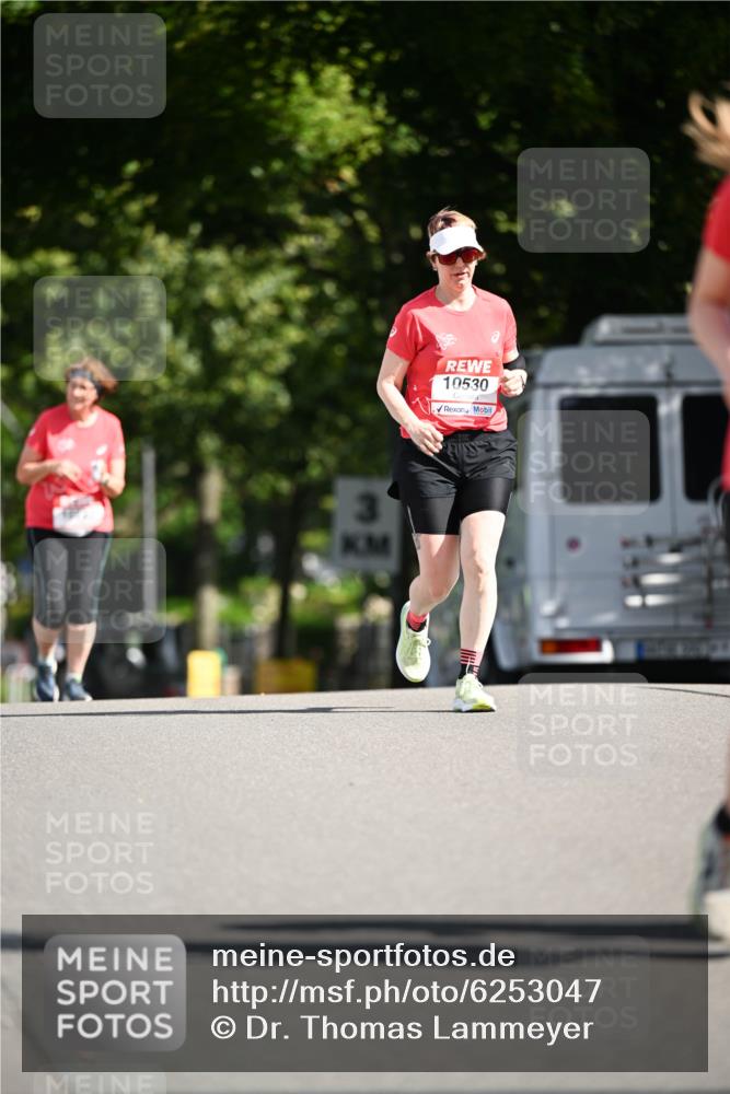 08.06.2024 - REWE Women's Run Dr. Thomas Lammeyer http://msf.ph/oto/6253047 09.06.2024 09:54:20 Laufen 10530 meine-sportfotos.de