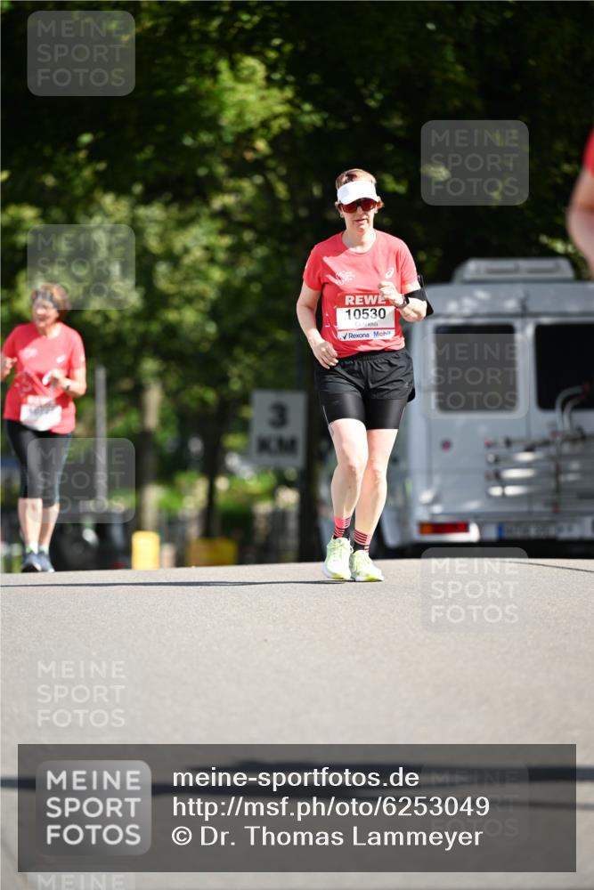 08.06.2024 - REWE Women's Run Dr. Thomas Lammeyer http://msf.ph/oto/6253049 09.06.2024 09:54:21 Laufen 10530 meine-sportfotos.de
