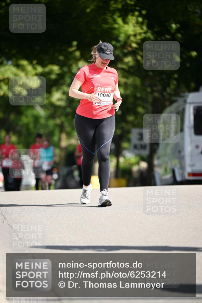 08.06.2024 - REWE Women's Run Dr. Thomas Lammeyer http://msf.ph/oto/6253214 09.06.2024 09:54:48 Laufen 10040 meine-sportfotos.de