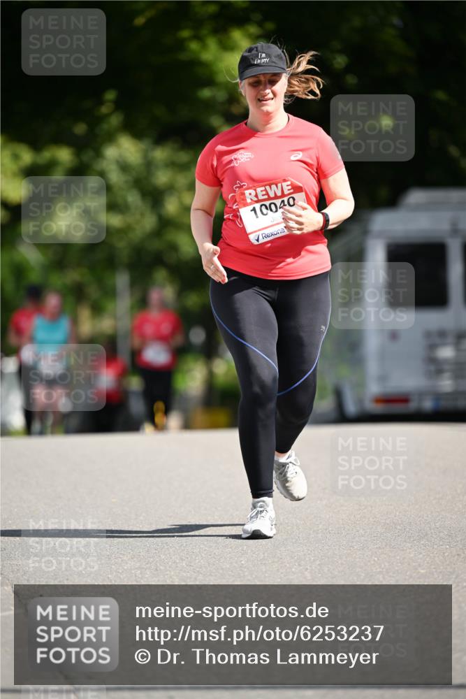 08.06.2024 - REWE Women's Run Dr. Thomas Lammeyer http://msf.ph/oto/6253237 09.06.2024 09:54:50 Laufen 10040 meine-sportfotos.de