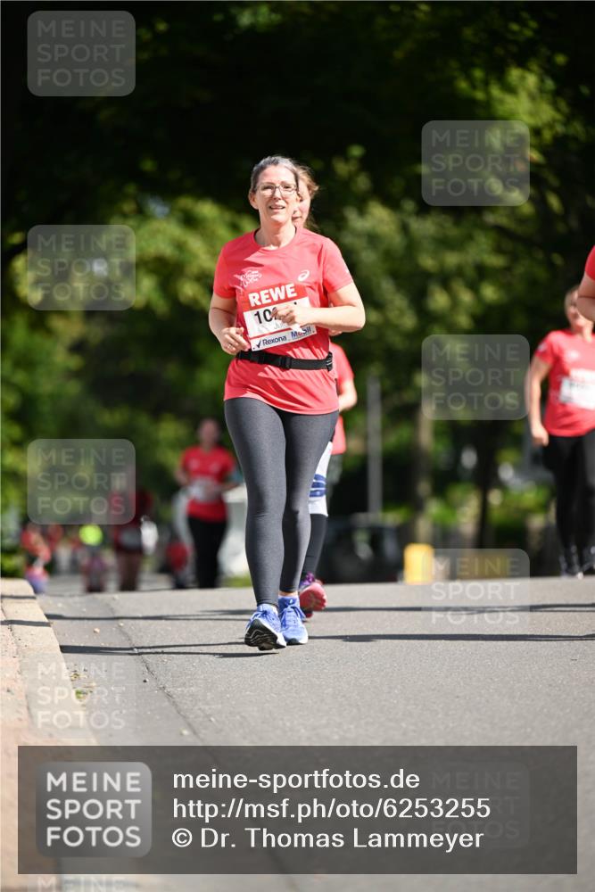08.06.2024 - REWE Women's Run Dr. Thomas Lammeyer http://msf.ph/oto/6253255 09.06.2024 09:55:00 Laufen 10 meine-sportfotos.de
