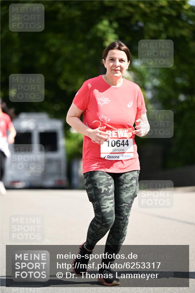 08.06.2024 - REWE Women's Run Dr. Thomas Lammeyer http://msf.ph/oto/6253317 09.06.2024 09:55:08 Laufen 3, 10644 meine-sportfotos.de