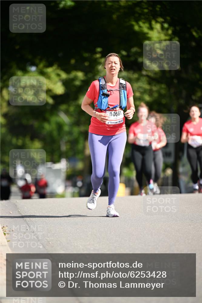 08.06.2024 - REWE Women's Run Dr. Thomas Lammeyer http://msf.ph/oto/6253428 09.06.2024 09:56:08 Laufen 10581 meine-sportfotos.de