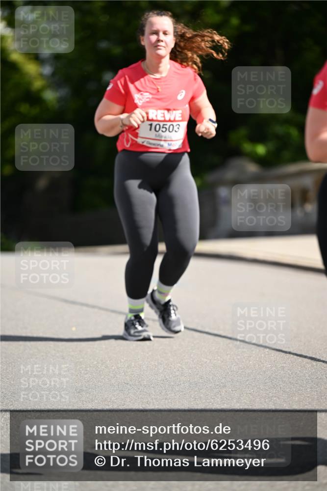 08.06.2024 - REWE Women's Run Dr. Thomas Lammeyer http://msf.ph/oto/6253496 09.06.2024 09:56:18 Laufen 10503 meine-sportfotos.de