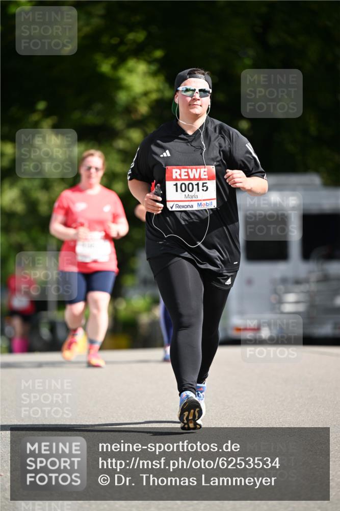 08.06.2024 - REWE Women's Run Dr. Thomas Lammeyer http://msf.ph/oto/6253534 09.06.2024 09:56:31 Laufen 10015 meine-sportfotos.de