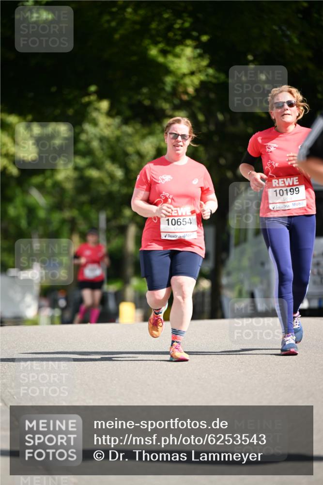 08.06.2024 - REWE Women's Run Dr. Thomas Lammeyer http://msf.ph/oto/6253543 09.06.2024 09:56:32 Laufen 10654, 10199 meine-sportfotos.de