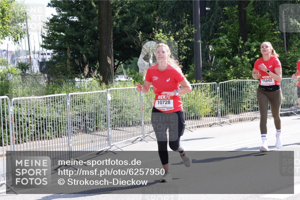 08.06.2024 - REWE Women's Run Strokosch-Dieckow http://msf.ph/oto/6257950 09.06.2024 09:53:22 Laufen 10728, 10442 meine-sportfotos.de
