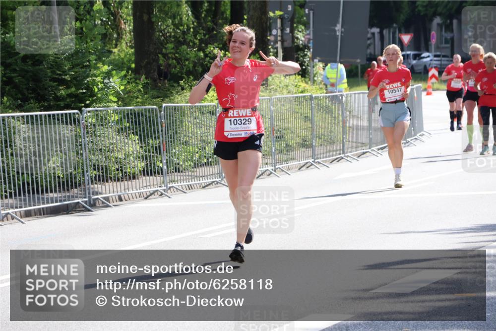 08.06.2024 - REWE Women's Run Strokosch-Dieckow http://msf.ph/oto/6258118 09.06.2024 09:53:46 Laufen 10329, 10547 meine-sportfotos.de