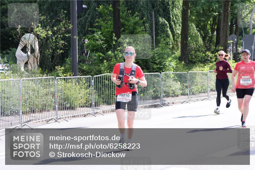 08.06.2024 - REWE Women's Run Strokosch-Dieckow http://msf.ph/oto/6258223 09.06.2024 09:54:34 Laufen 10210, 10053 meine-sportfotos.de