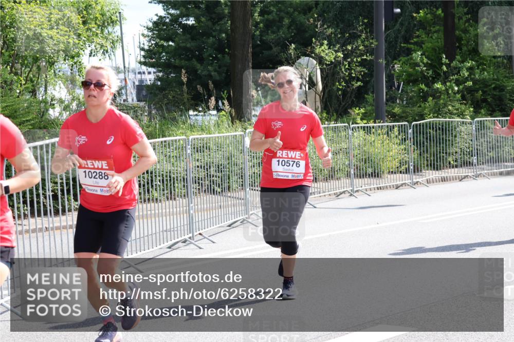 08.06.2024 - REWE Women's Run Strokosch-Dieckow http://msf.ph/oto/6258322 09.06.2024 09:54:56 Laufen 10288, 10576 meine-sportfotos.de