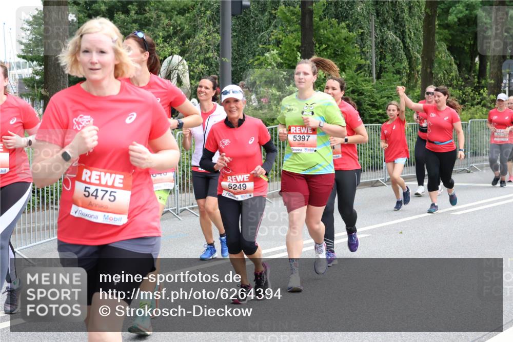 08.06.2024 - REWE Women's Run Strokosch-Dieckow http://msf.ph/oto/6264394 09.06.2024 11:01:31 Laufen 5475, 5249, 5397, 521 meine-sportfotos.de